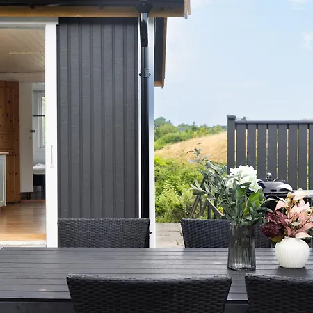 بيت للعطل Idyllic Cottage, Close To The Beach, Nature, And إيبلتوفت